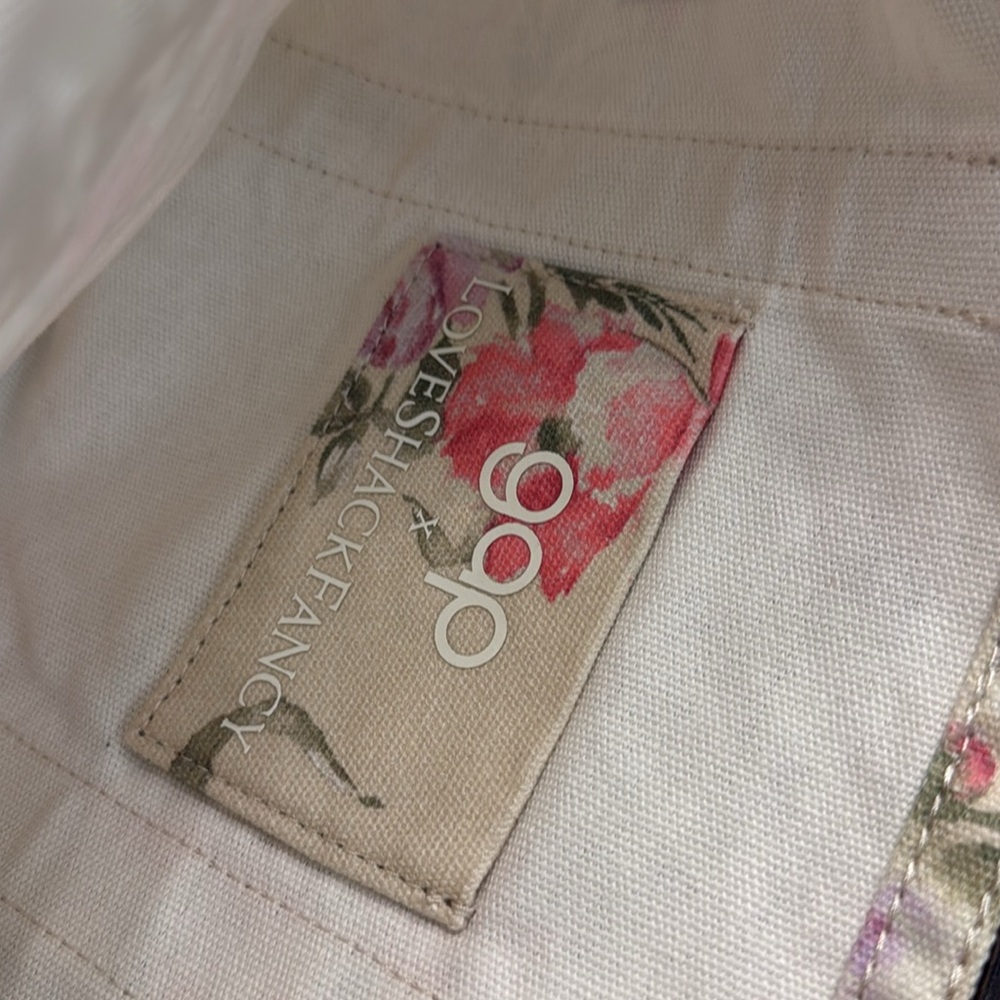 Loveshackfancy x Gap collab crossbody bag - Picture 3 of 3